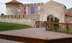 Val de vizitatori la Cetatea FETISLAM din Kladovo