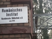 CENTENAR, INTRAREA ROM&Acirc;NIEI &Icirc;N RĂZBOIUL DE &Icirc;NTREGIRE A NEAMULUI