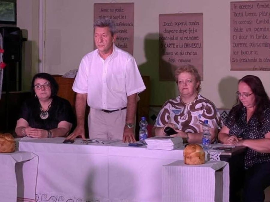 ZIUA LIMBII ROM&Acirc;NE, sărbătorită la Torac