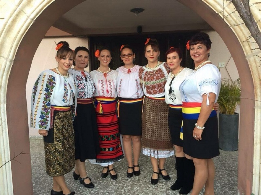 &Icirc;N CIPRU A LUAT FIINŢĂ ANSAMBLUL &bdquo;FLORICICA&rdquo;