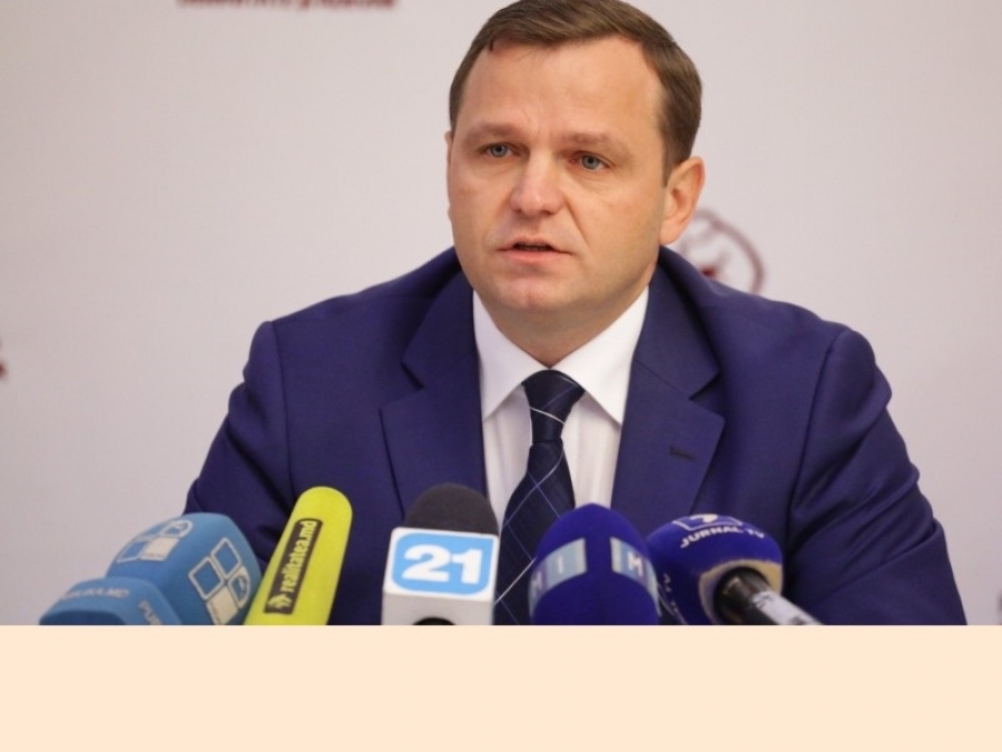 ANDREI NĂSTASE: &bdquo;Moldova este sub asediu!&rdquo;
