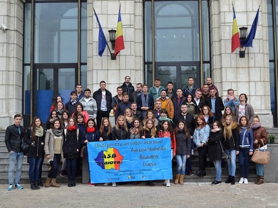 STUDENȚII BASARABENI DIN CRAIOVA VOTEAZĂ!