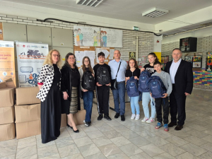 Ambasadorul Rom&acirc;niei &icirc;n Serbia, &icirc;n vizită la școlile din Petrovac na Mlavi