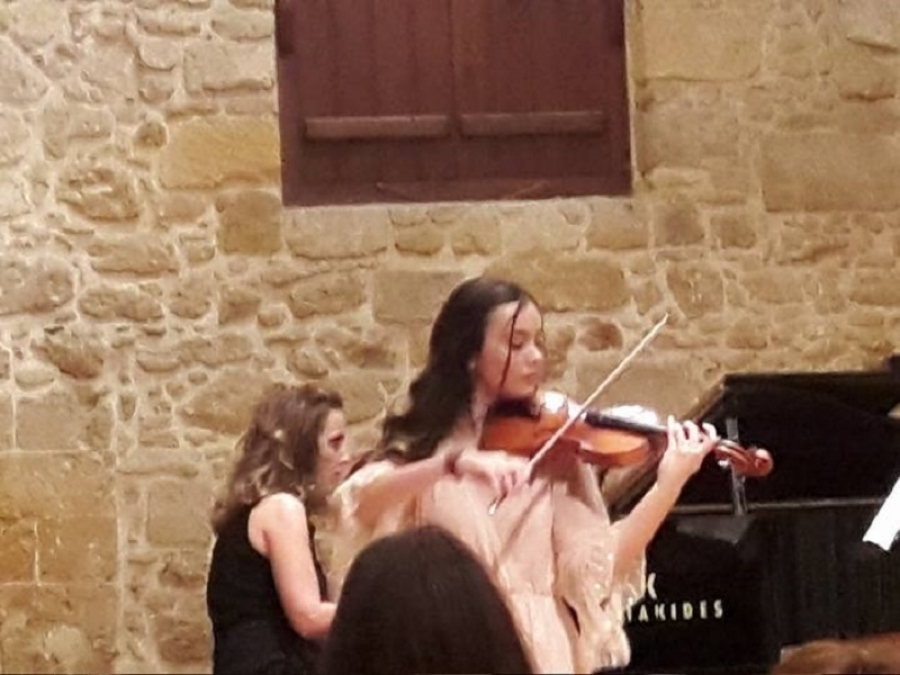 IRINI PERICLEOUS - RECITAL DE EXCEPŢIE &ldquo;For My Mother&rdquo;