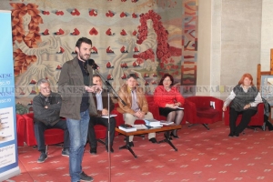O CARTE CU POTENȚIAL PENTRU ISTORICI, POLITOLOGI ȘI SOCIOLOGI
